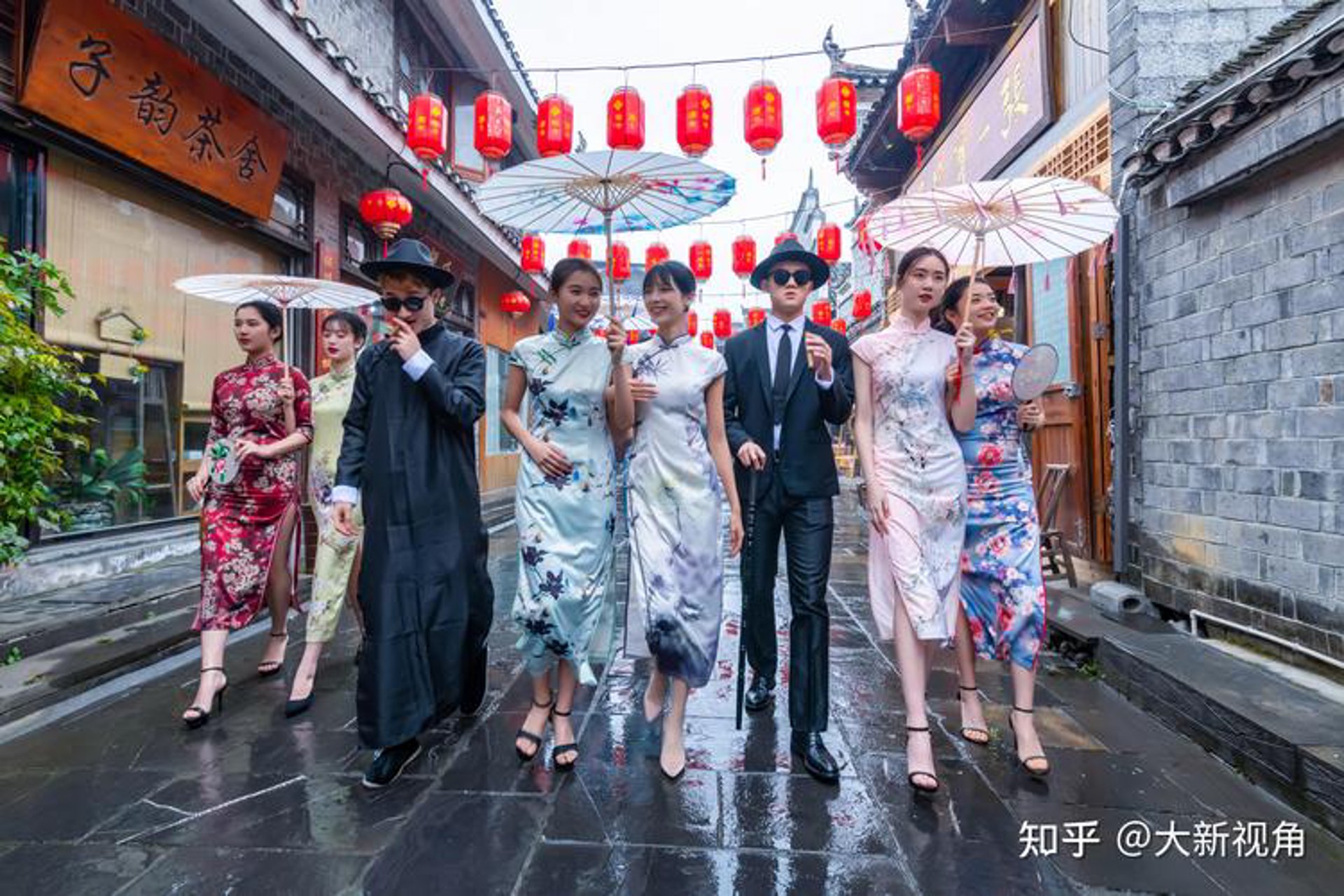 酒店制服：企业形象的隐形名片